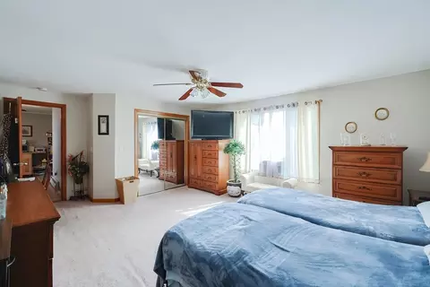 26 Hanover St, Fall River, MA 02720 photo 10
