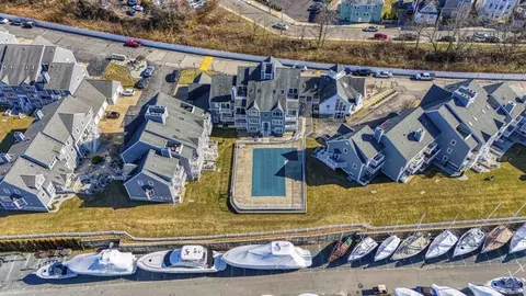View/Area - 700 Shore Dr #9-906, Fall River, MA 02721 photo 1 of 4