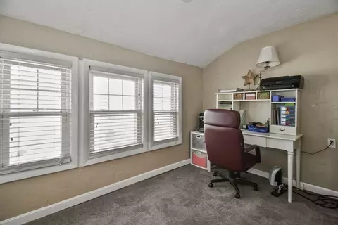 64 Kalmar, Worcester, MA 01606 photo 24