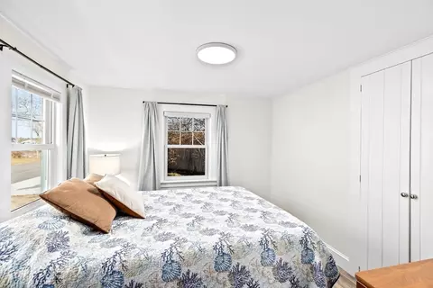 Bedroom - 13 Turner Ave, Wareham, MA 02571 photo 2 of 3