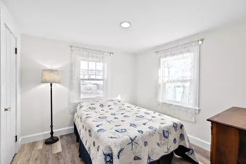 Bedroom - 13 Turner Ave, Wareham, MA 02571 photo 1 of 3