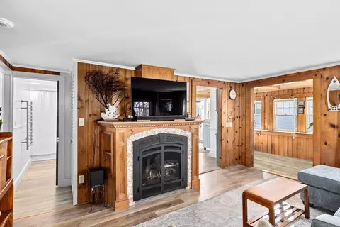 Living - 13 Turner Ave, Wareham, MA 02571 photo 2 of 4