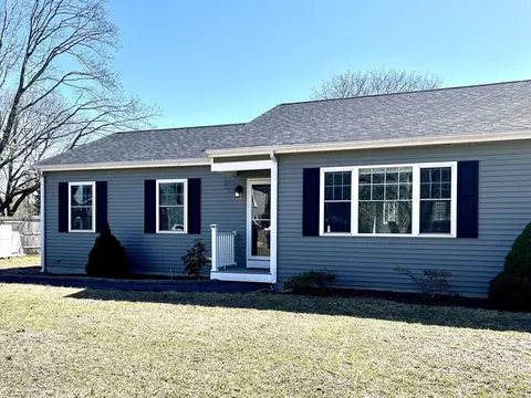 8 Mill St #A, Wareham, MA 02576 photo 3