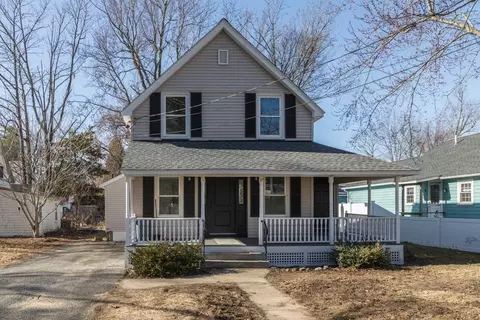 32 Kirby Ave, Lunenburg, MA 01462