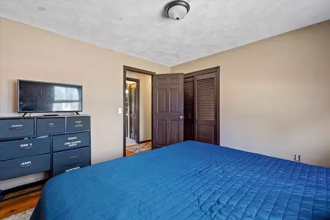 Bedroom - 32 Carter Rd, Worcester, MA 01609 photo 6 of 7