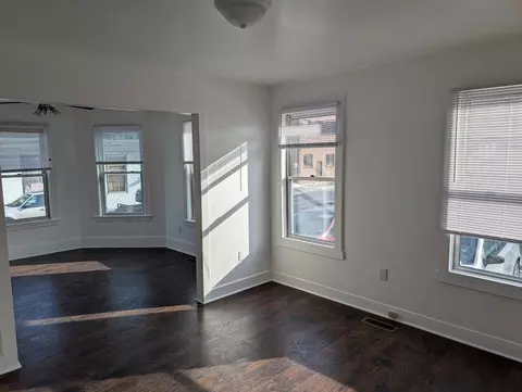 132 Dewey St, Worcester, MA 01610