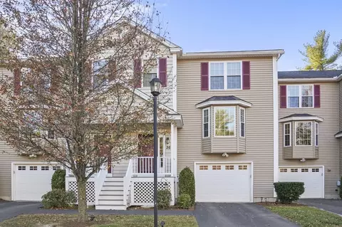 26 Cricones Way #26, Tyngsborough, MA 01879