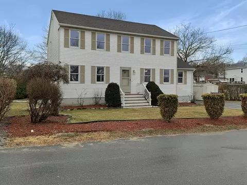 36 Booth Rd, Methuen, MA 01844