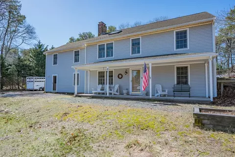 27 Old Kings Hwy, Wellfleet, MA 02667