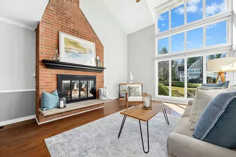 72 S Quinsigamond #6, Shrewsbury, MA 01545