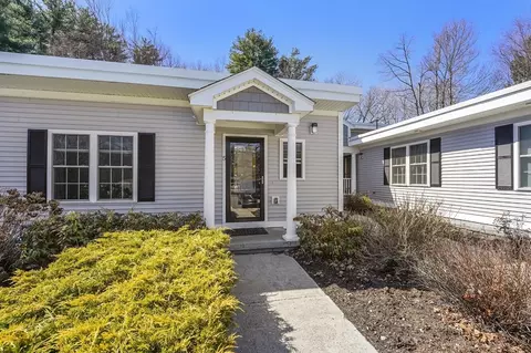 445 Berlin St #5, Clinton, MA 01510