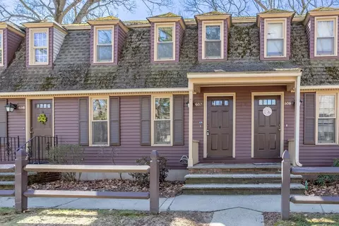 607 Wellman Ave #607, Chelmsford, MA 01863
