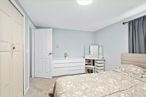 87 Crest Cir, Worcester, MA 01603 photo 14