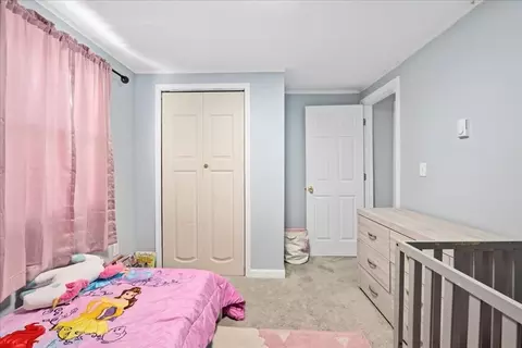 87 Crest Cir, Worcester, MA 01603 photo 18
