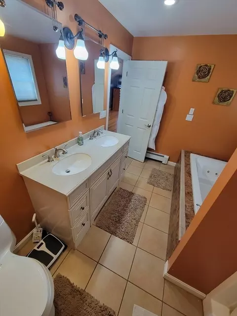 25 Merino St, Fall River, MA 02723 photo 23