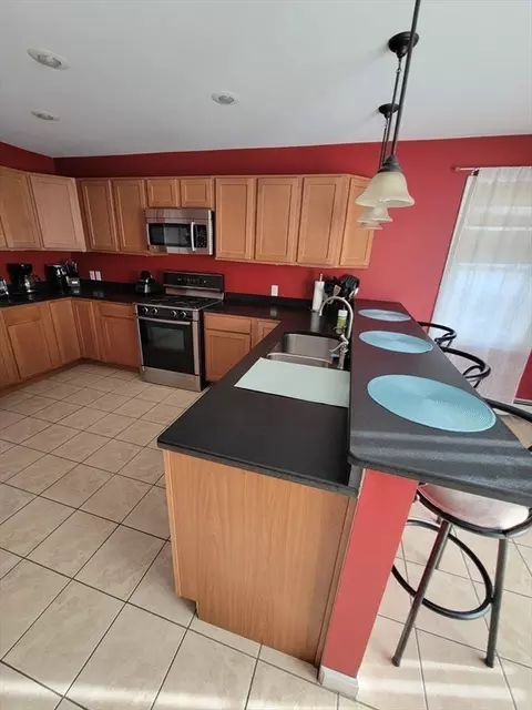 25 Merino St, Fall River, MA 02723 photo 17