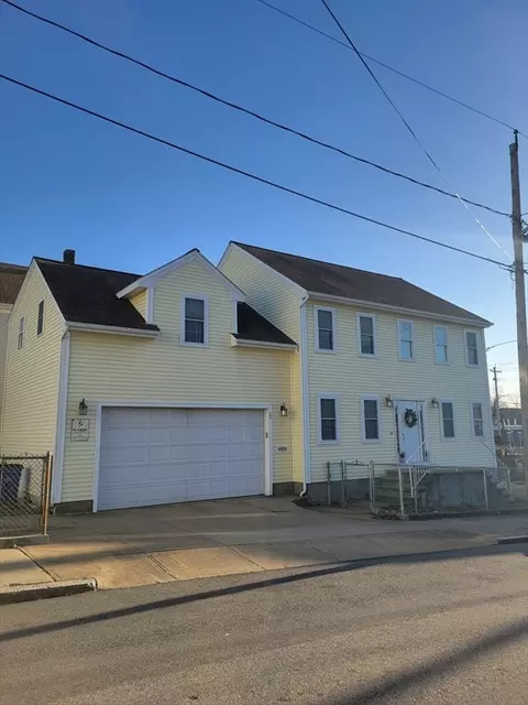 25 Merino St, Fall River, MA 02723 photo 2