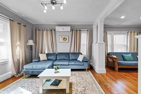 28 Chestnut St #2, Lynn, MA 01902