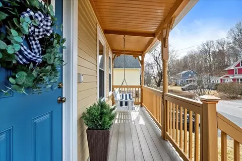 Exterior - 126 Beaconsfield Rd, Worcester, MA 01602 photo 8 of 9