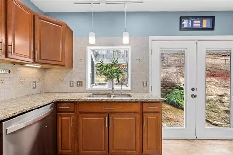 Kitchen - 126 Beaconsfield Rd, Worcester, MA 01602 photo 3 of 3