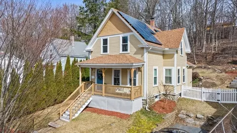 Exterior - 126 Beaconsfield Rd, Worcester, MA 01602 photo 3 of 9