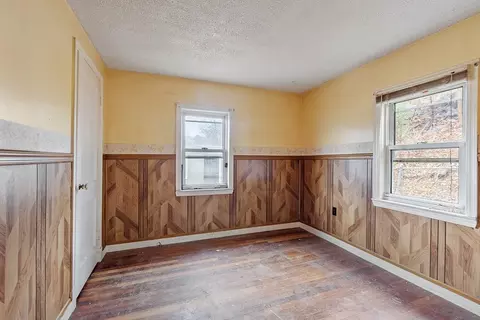 Bedroom - 9 Intervale Rd, Salem, MA 01970 photo 3 of 4