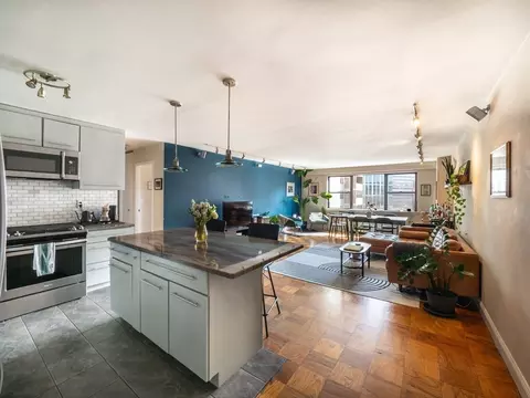 8 Whittier Pl #6C, Boston, MA 02114