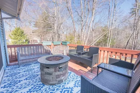 Exterior - 16 Robinson Rd, Beverly, MA 01915 photo 4 of 7