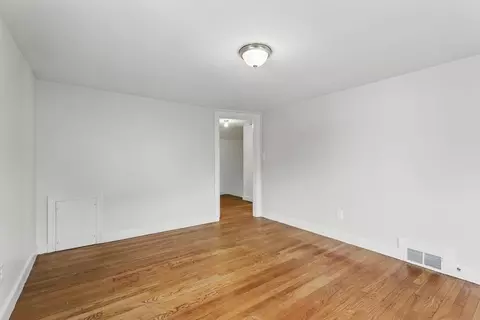 49 Monroe St, Chicopee, MA 01020 photo 19