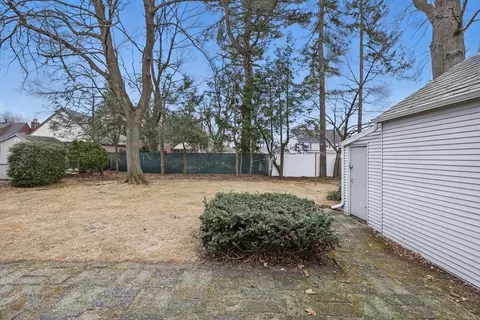 49 Monroe St, Chicopee, MA 01020 photo 33