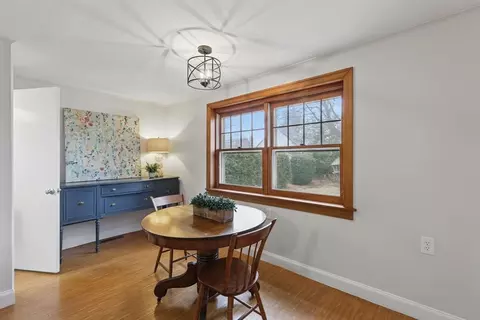 49 Monroe St, Chicopee, MA 01020 photo 12