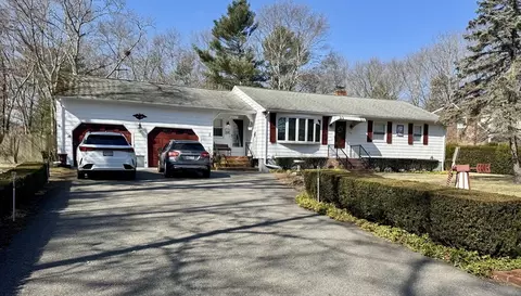 126 Highland Ave, Westport, MA 02790