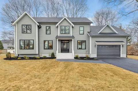 19 Cherokee Rd, Arlington, MA 02474