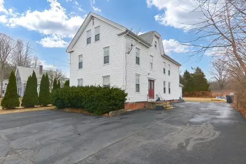 22 North St, Grafton, MA 01519
