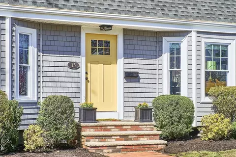 15 Winslow Rd, Reading, MA 01867 photo 6