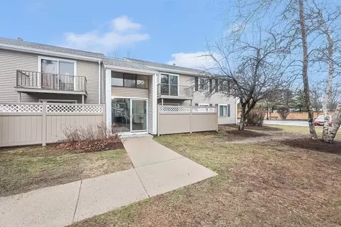 3 Village Way #7, Natick, MA 01760