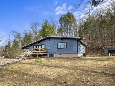 22 Althea Ave, Tyngsborough, MA 01879