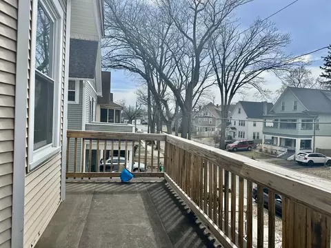 45 Kimberly Ave, Springfield, MA 01108 photo 29