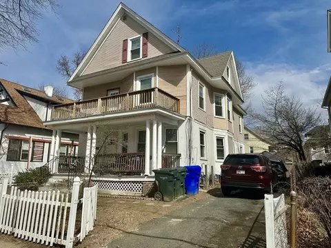 45 Kimberly Ave, Springfield, MA 01108 photo 2