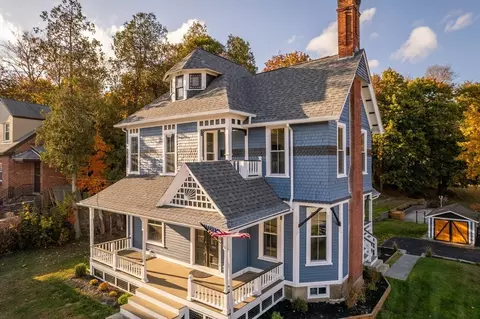 100 Mendon St, Uxbridge, MA 01569