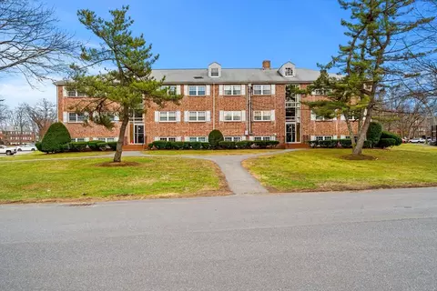 23 Edgelawn Ave #3, North Andover, MA 01845