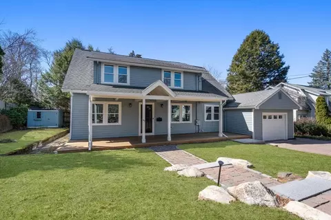 89 Prospect St, Newton, MA 02465