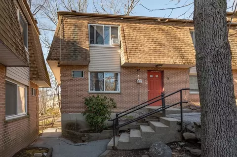 244 18th St #6, Dracut, MA 01826