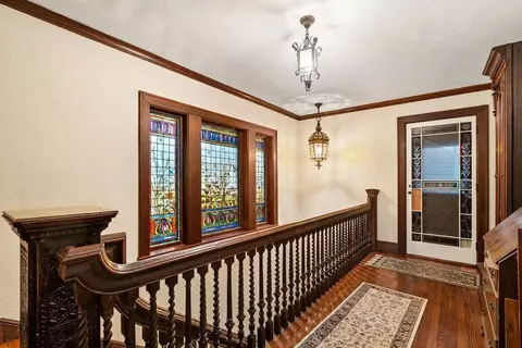 Entry Way - 660 South St, Needham, MA 02492 photo 1 of 2