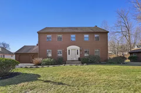 5 Longwood Ave, Worcester, MA 01606