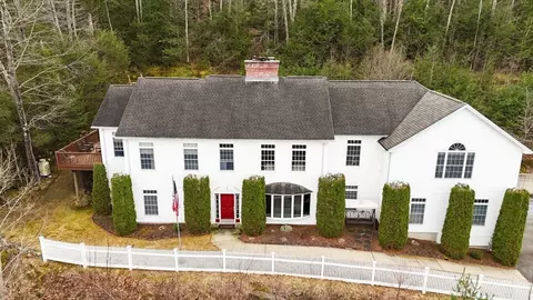 198 Stafford Rd, Hampden, MA 01036