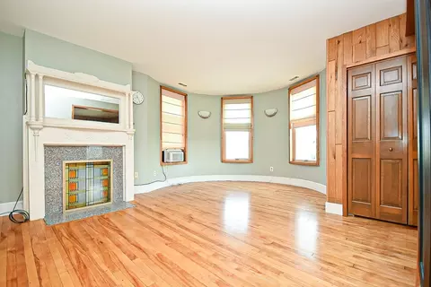 Living - 5 State St #F3, Worcester, MA 01609 photo 3 of 8