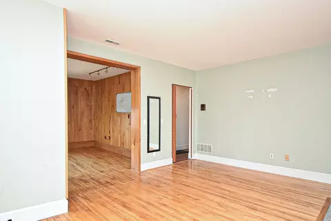 Living - 5 State St #F3, Worcester, MA 01609 photo 4 of 8