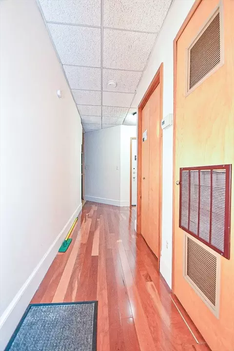 Entry Way - 5 State St #F3, Worcester, MA 01609 photo 2 of 2
