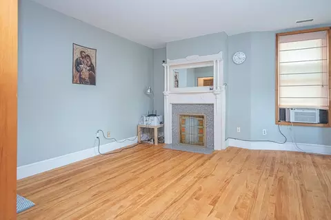 Living - 5 State St #F3, Worcester, MA 01609 photo 1 of 8